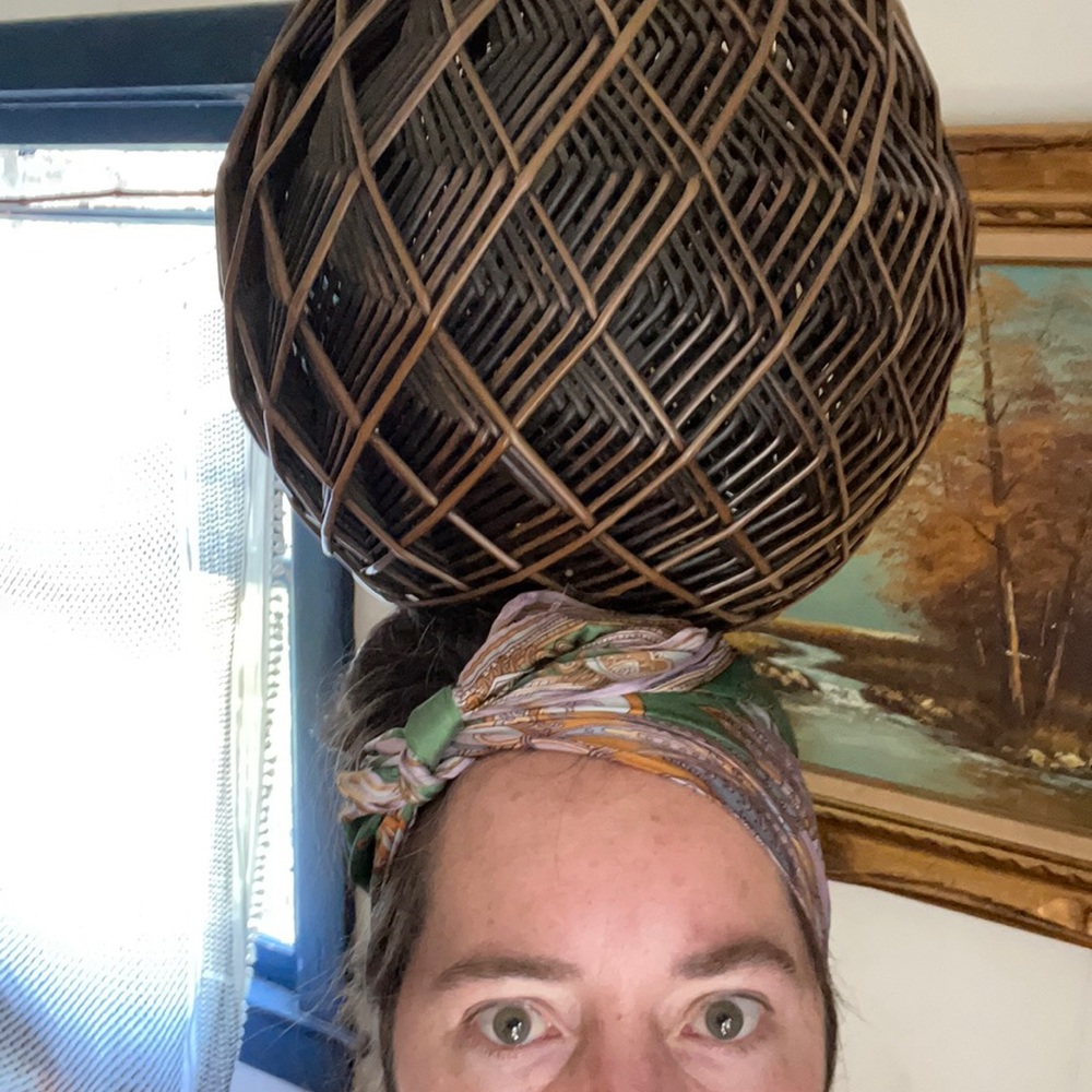 Meet your Posher, Caroline